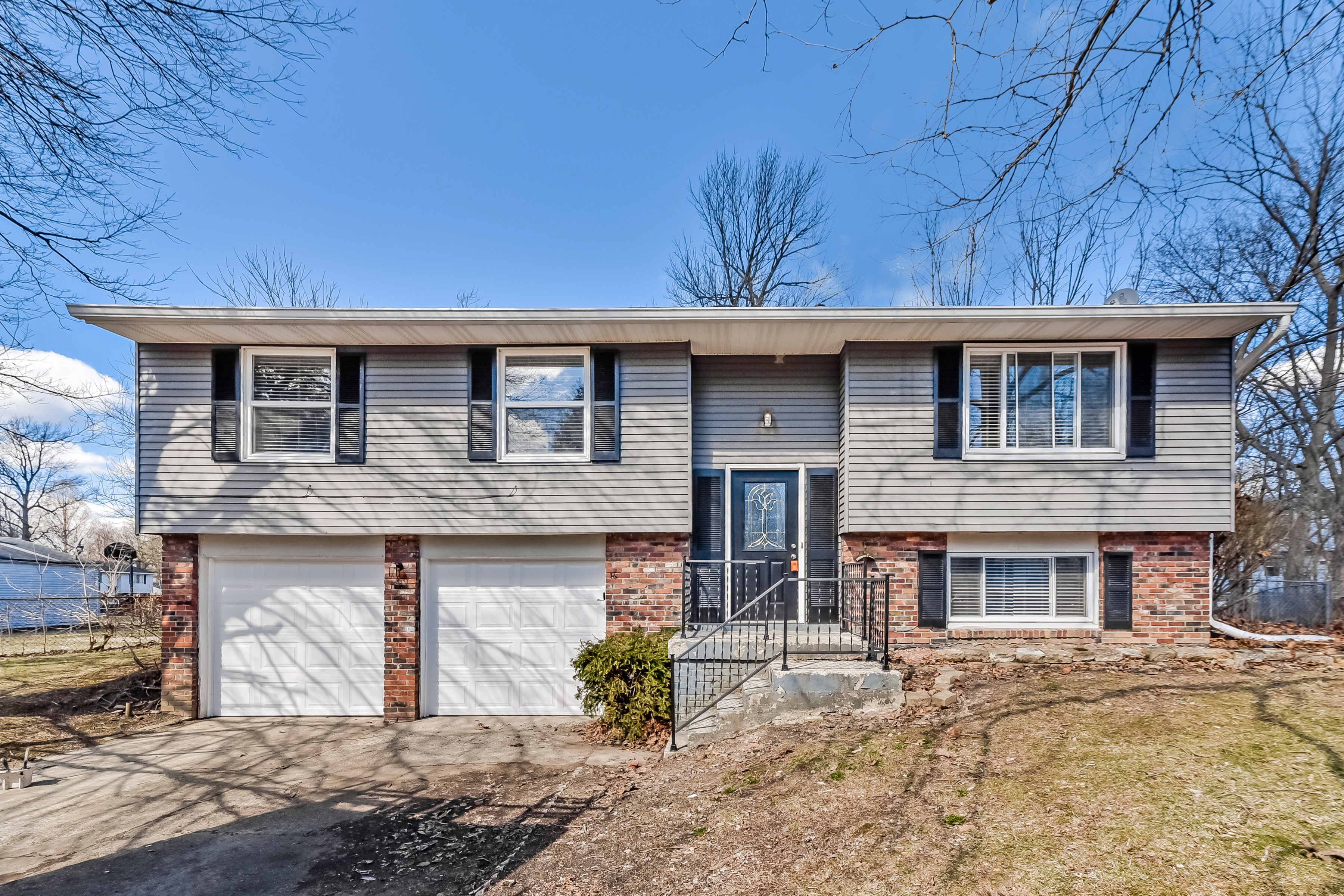 10330 Sheffield Ct Indianapolis, IN 46229